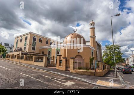 London Islamic Cultural Society Mosque, Wightman Road, London, England, UK. Stock Photo