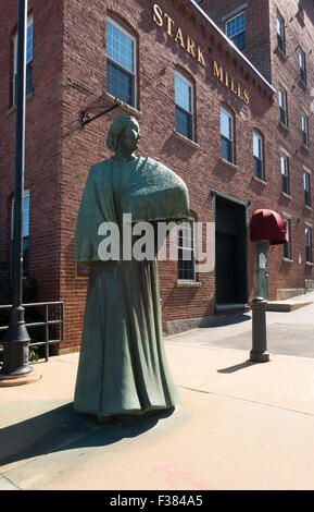 Millie the mill girl in Manchester New Hampshire Stock Photo