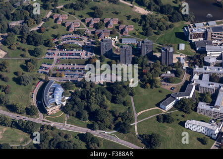 AERIAL VIEWS OF THE UNIVERSITY OF ESSEX, WIVENHOE SHOWING THE CAMPUS AND LIVING ACCOMMODATION TOWER BLOCKS Stock Photo