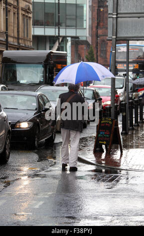 Manchester Deansgate in the rain Stock Photo - Alamy