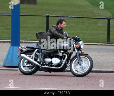 Tom Cruise seen filming in London 2013 Stock Photo