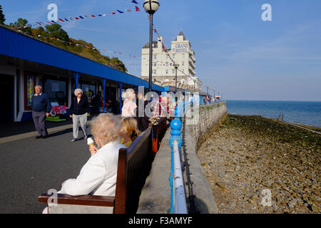 On the promenade, Llandudno, North Wales Stock Photo