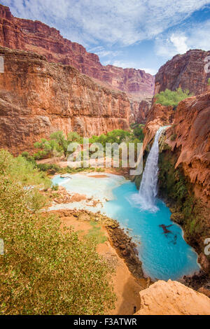 Havasupai Indian Reservation, Havasu fall, amazing waterfall into the Grand Canyon, Arizona, USA. Stock Photo