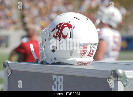 Berkeley USA CA. 03rd Oct, 2015. Washington State football Helmet during the NCAA Football game between Washington State Cougars and the California Golden Bears 28-34 lost at Memorial Stadium Berkeley Calif. Thurman James/CSM/Alamy Live News Stock Photo