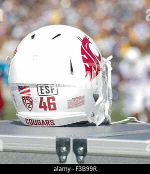 Berkeley USA CA. 03rd Oct, 2015. Washington State football Helmet during the NCAA Football game between Washington State Cougars and the California Golden Bears 28-34 lost at Memorial Stadium Berkeley Calif. Thurman James/CSM/Alamy Live News Stock Photo