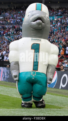 Thursday, November 11, 2021; Miami Gardens, FL USA; Miami Dolphins mascot  T.D. does push-ups in the end zone after a touchdown during an NFL game aga  Stock Photo - Alamy