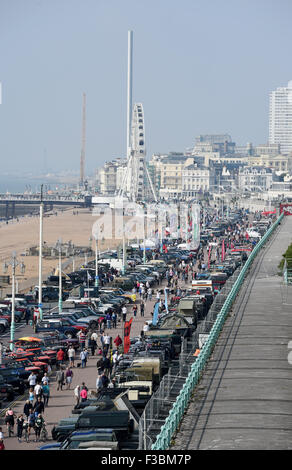 Brighton UK Sunday 4th October 2015 - Hundreds of Land Rover and Range Rover owners take part in the 17th London to Brighton Land Rover Run which finished on Madeira Drive on the seafront  Credit:  Simon Dack/Alamy Live News Stock Photo