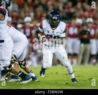Palo Alto, CA. 3rd Oct, 2015. Arizona Wildcats running back Nick Wilson (28) in action during the NCAA Football game between the Stanford Cardinal and the Arizona Wildcats at Stanford Stadium in Palo Alto, CA. Stanford defeated Arizona 55-17. Damon Tarver/Cal Sport Media/Alamy Live News Stock Photo