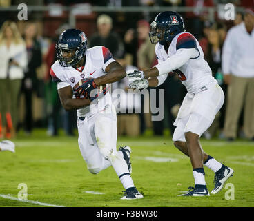 Palo Alto, CA. 3rd Oct, 2015. Arizona Wildcats running back Nick Wilson (28) in action during the NCAA Football game between the Stanford Cardinal and the Arizona Wildcats at Stanford Stadium in Palo Alto, CA. Stanford defeated Arizona 55-17. Damon Tarver/Cal Sport Media/Alamy Live News Stock Photo