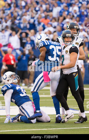 Indianapolis, Indiana, USA. 4th October, 2015. Indianapolis Colts free safety Colt Anderson (32) and defensive back Josh Thomas (35) react to Jacksonville Jaguars kicker Jason Myers (2) missing the field goal during the NFL game between the Jacksonville Jaguars and the Indianapolis Colts at Lucas Oil Stadium in Indianapolis, Indiana. The Indianapolis Colts won 16-13 in overtime. Christopher Szagola/CSM/Alamy Live News Stock Photo