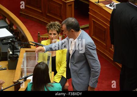 Athens, Greece. 04th Oct, 2015. Leader of 'To Potami' Political Party Stavros Theodorakis casts his vote. Greek Legislators vote in the Greek Parliament for the new president of the Greek Parliament. The only candidate Nikos Voutsis was elected with 181 votes. © George Panagakis/Pacific Press/Alamy Live News Stock Photo