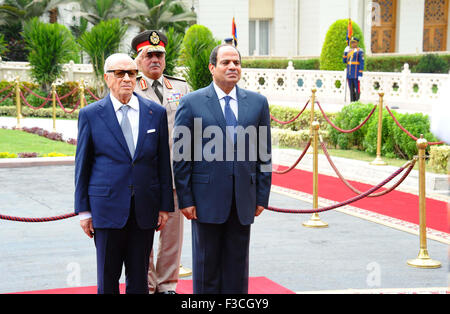 Cairo, Egypt. 4th Oct, 2015. Egyptian President Abdul Fattah al-Sisi meets with Tunisian Presidentin in Cairo on October 4, 2015 © Egyptian President Office/APA Images/ZUMA Wire/Alamy Live News Stock Photo