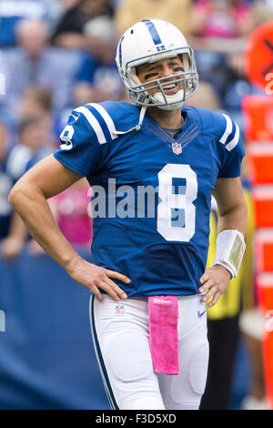Overtime. 4th Oct, 2015. Indianapolis Colts quarterback Matt Hasselbeck (8) reacts during the NFL game between the Jacksonville Jaguars and the Indianapolis Colts at Lucas Oil Stadium in Indianapolis, Indiana. The Indianapolis Colts won 16-13 in overtime. Christopher Szagola/CSM/Alamy Live News Stock Photo