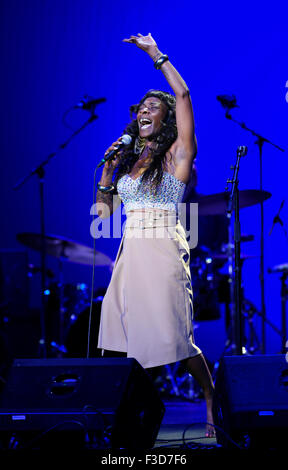 Prague, Czech Republic. 5th Oct, 2015. Spanish singer Concha Buika performs during an opening concert of the 20th Strings of Autumn classical music festival at State Opera Hall in Prague, Czech Republic, on Monday, October 5, 2015. © Roman Vondrous/CTK Photo/Alamy Live News Stock Photo