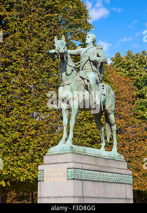 Bronze statue of the Simon Bolivar in Paris Stock Photo