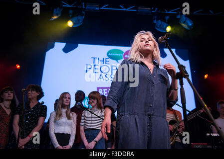 Manchester, UK. 5th October 2015. Charlotte Church performs at The Manchester Academy as part of The Peoples Assembly Beat Back gig to protest the Tory Party Conference, Manchester, 05/10/2015  Credit:  Gary Mather/Alamy Live News Stock Photo