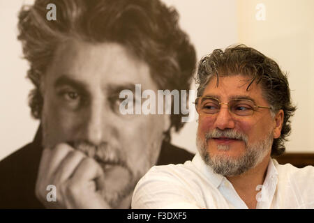 Prague, Czech Republic. 06th Oct, 2015. Argentine tenor Jose Cura attends the press conference in Prague, Czech Republic, October 6, 2015. © Michal Kamaryt/CTK Photo/Alamy Live News Stock Photo