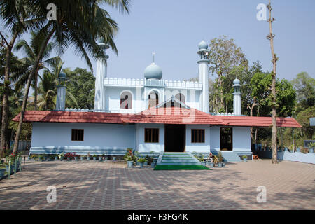 Cheraman Jumma masjid India's first mosque built in 629 AD ; Cheraman ...