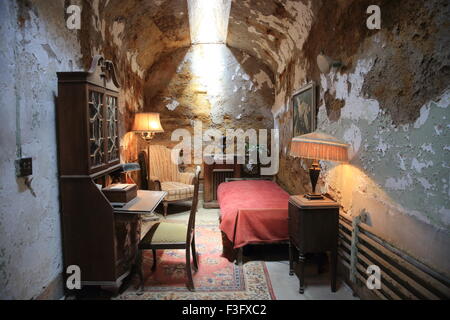 The gangster Al Capone's 'luxury' cell, in the Eastern State Penitentiary, in Philadelphia, Pennsylvania Stock Photo