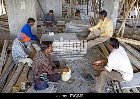 gujarat ahmedabad worker
