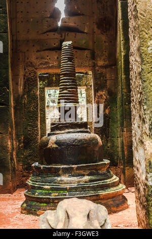 Stone pagoda inside the ancient buddhist temple, Preah Khan Temple in Siem Reap, Cambodia Stock Photo