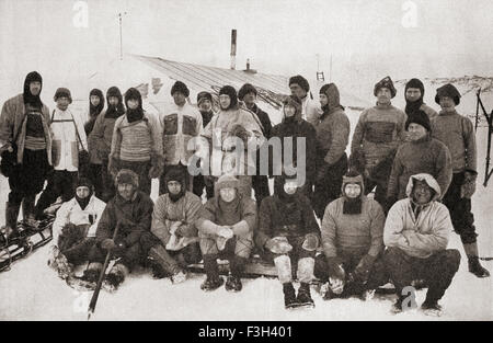 Robert Falcon Scott, 1868-1912,  back row centre in balaclava, with members of the ill-fated Terra Nova expedition in 1912.  Captain Robert Falcon Scott.   English Royal Navy officer and explorer. Stock Photo
