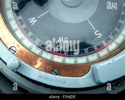 AJAXNETPHOTO. AT SEA. SECTION OF A GYRO REPEATER COMPASS ON BOARD A WARSHIP. PHOTO:JONATHAN EASTLAND/AJAX REF:GR3 122902 13279 1 Stock Photo