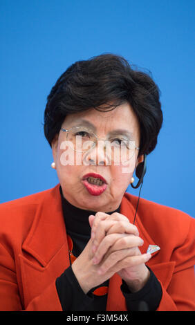 Berlin, Germany. 9th Oct, 2015. Margaret Chan, General Director of the World Health Orginisation (WHO) at a press conference in Berlin, Germany, 9 October 2015. in discussion is the outcome of the previous meeting of the G7 ministers of science and health ministers. Photo: BERNBD VON JUTRCZENKA/DPA/Alamy Live News Stock Photo