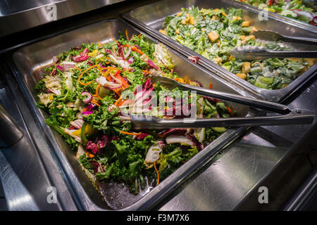 A salad bar in a delicatessen in New York on Tuesday, October 6, 2015. (© Richard B. Levine) Stock Photo