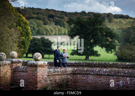 HANDOUT - A handout dated 9 October 2015 shows German Chancellor Angela Merkel and the British Prime Minister David Cameron in discussion at the beginning of their meet at the country estate of Chequers, 9 October 2015 in Butlers Cross, UK. Photo: Bundesregierung/Bergmann/dpa Stock Photo