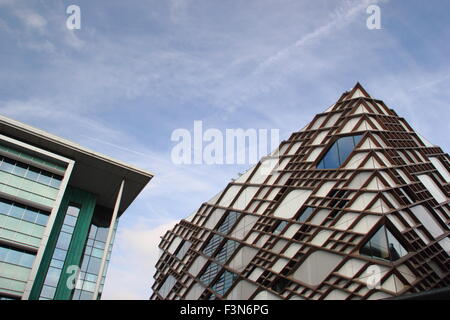 The Diamond building; an engineering teaching facility of the University of Sheffield - exterior, autumn - 2015 Stock Photo