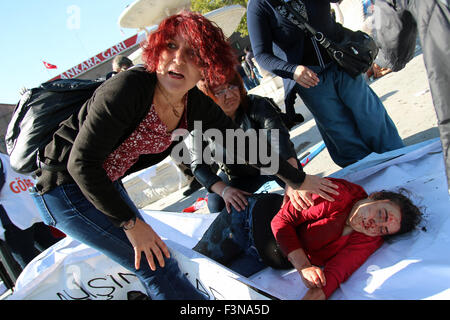 Ankara, Turkey. 10th Oct, 2015. Oct.10, 2015 - Suicide bomb attack near Ankara's main train station. More than 50 people killed in blast before planned peace march. Credit:  Tumay Berkin/ZUMA Wire/Alamy Live News Stock Photo