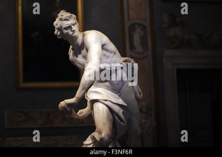 Rome, Italy. 16th July, 2015. The statue 'David' (1623/24) by artist Gian Lorenzo Bernini at the Museum Galleria Borghese in Rome, Italy, 16 July 2015. Photo: Fredrik von Erichsen/dpa - NO WIRE SERVICE -/dpa/Alamy Live News Stock Photo