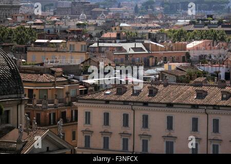 Rome, Italy. 16th July, 2015. View of Rome, Italy, 16 July 2015. Photo: Fredrik von Erichsen/dpa - NO WIRE SERVICE -/dpa/Alamy Live News Stock Photo