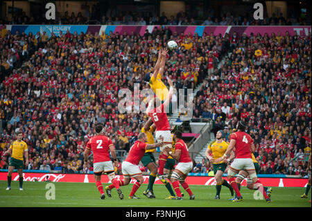 Twickenham Stadium, London, UK. 10th October, 2015. Australia v Wales Pool A match of the Rugby World Cup 2015. Credit:  sportsimages/Alamy Live News Stock Photo