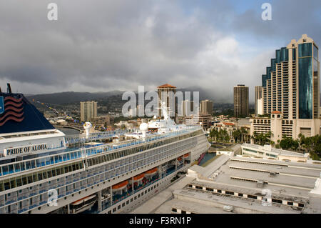 Cruise ship moored in the port of Honolulu. O'ahu. Hawaii. Pride of Aloha. Boat cruises around Hawaii give visitors the chance t Stock Photo