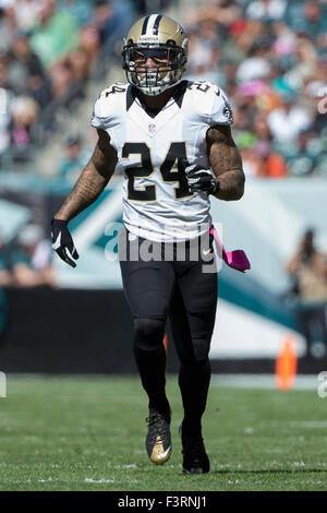 Philadelphia, Pennsylvania, USA. 11th October, 2015. New Orleans Saints defensive back Kyle Wilson (24) in action during the NFL game between the New Orleans Saints and the Philadelphia Eagles at Lincoln Financial Field in Philadelphia, Pennsylvania. The Philadelphia Eagles won 39-17. Credit:  Cal Sport Media/Alamy Live News Stock Photo