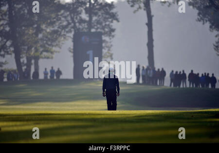 Woburn, UK, 11th Oct, 2015. Paul Dunne of Ireland approaches the 1st green during final round of the British Masters at Woburn Golf Club on October 11, 2015 in Woburn, England. © David Partridge/Alamy Live New Credit:  David Partridge / Alamy Live News Stock Photo