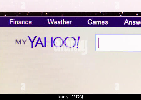 Yahoo search engine website Stock Photo - Alamy