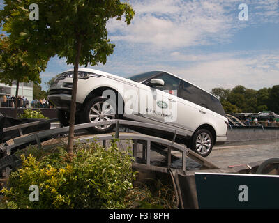 Goodwood Festival of Speed 2015 Jaguar Land Rover Off Road Experience Stock Photo