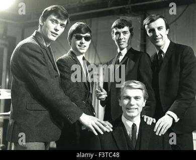 THE ROULETTES UK pop group in June 1964 Stock Photo - Alamy