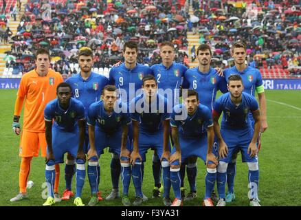 Vicenza, Italy. 13th October, 2015.  UEFA Under-21 Championship Qualifying Round, football match between Italy and Republic of Ireland at Romeo Menti Stadium. Credit:  FC Italy/Alamy Live News Stock Photo