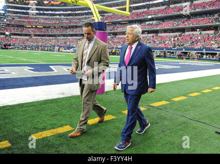 October 11, 2015: New England Patriots owner Robert Kraft during an NFL football game between the New England Patriots and the Dallas Cowboys at AT&T Stadium in Arlington, TX New England defeated Dallas 30-6 Albert Pena/CSM Stock Photo