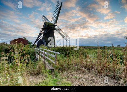 Herringfleet Mill a smock windmill on the Suffolk side of the Norfolk Broads Stock Photo