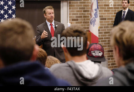 Sioux City, IOWA, USA. 14th Oct, 2015. Republican presidential candidate and U.S. Sen. RAND PAUL (R-KY), campaigns at Morningside College in Sioux City, Iowa, Wednesday morning, Oct. 14, 2015, during his Iowa 10,000 college tour. Paul talked about establishment Washington not listening to students and Democrats and Republicans working together to keep policy and spending the same. Credit:  Jerry Mennenga/ZUMA Wire/Alamy Live News Stock Photo