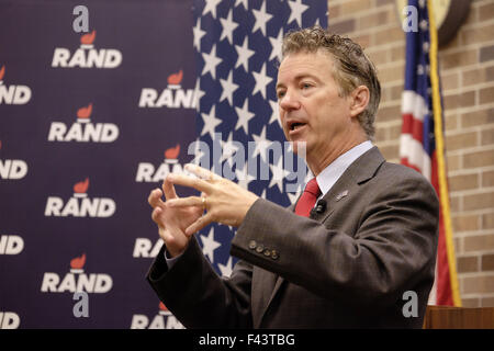 Sioux City, IOWA, USA. 14th Oct, 2015. Republican presidential candidate and U.S. Sen. RAND PAUL (R-KY), campaigns at Morningside College in Sioux City, Iowa, Wednesday morning, Oct. 14, 2015, during his Iowa 10,000 college tour. Paul talked about establishment Washington not listening to students and Democrats and Republicans working together to keep policy and spending the same. Credit:  Jerry Mennenga/ZUMA Wire/Alamy Live News Stock Photo