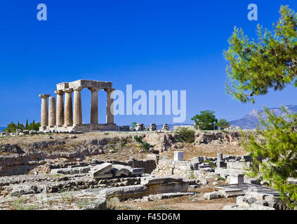 Ruins of temple in Corinth, Greece Stock Photo