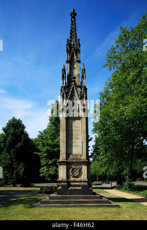 Kriegerdenkmal und Denkmal fuer Kaiser Wilhelm I. und Friedrich III. von Josef Kleesattel im Alten Postgarten von Viersen, Niederrhein, Nordrhein-West Stock Photo