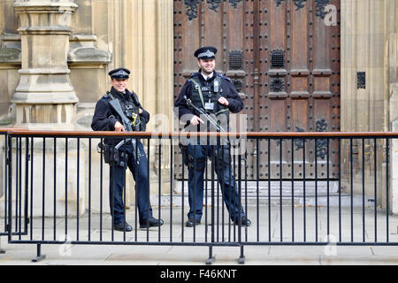 Armed police officers outside the Houses of Parliament, London, UK ...
