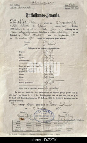 German final school report of a 14 year-old girl, 1920, elementary school in Malá Morávka or Klein-Morau, Silesia Stock Photo